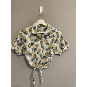 Love‎ Sadie Crop Top Small Pineapple Print medium